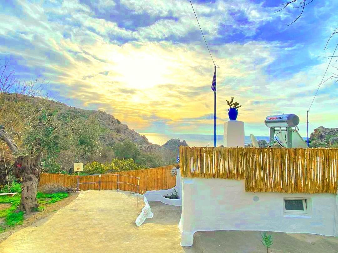 Aegean Serenity - Sea View Retreat 阿彻奇洛斯 外观 照片